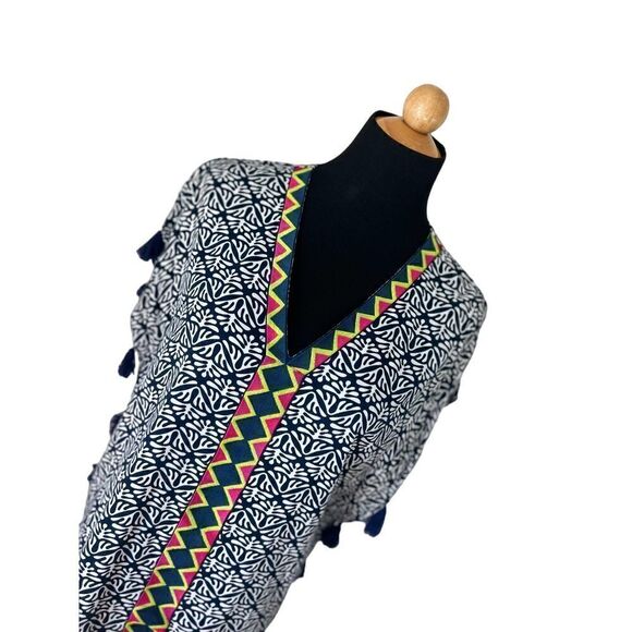 Escapada Living Embroidered Joana Tassel Top Size Medium - Picture 11 of 12